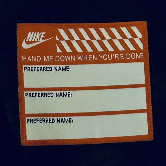 Nike Black Hooded Jacket - Picture 4 of 10